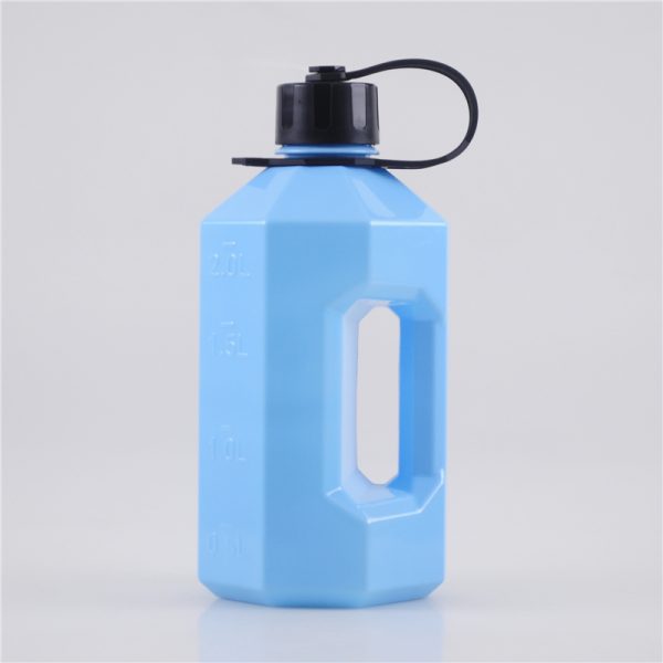 one-gallon-screwed-lid-petg-water-bottle (1)