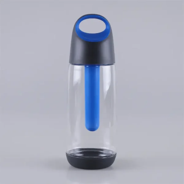 700ml-stylish-design-carrying-lid-plastic-water-bottle-with-ice-tube-1.jpg